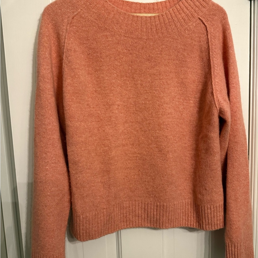 Vince Women's Sweater in Soft Orange